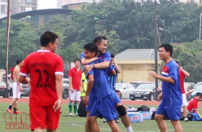 Sôi động giải bóng đá Cúp Tứ Hùng 2017 Thông tấn xã Việt Nam ảnh 9
