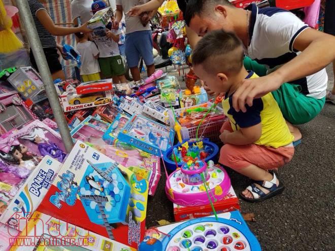 Rộn ràng không khí Tết Trung Thu trên phố Hàng Mã ảnh 3