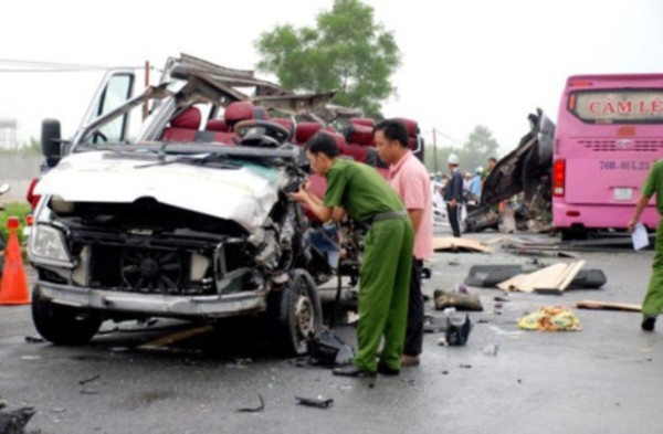 Xử lý nghiêm sai phạm trong vụ tai nạn xe khách làm 14 người thương vong ảnh 1