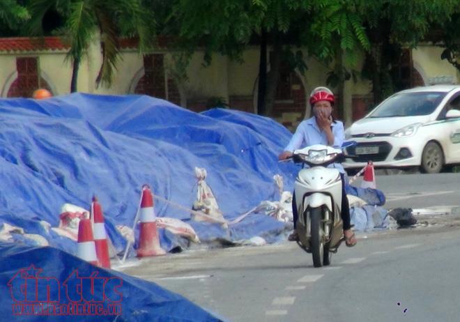 Bịt mũi, nín thở khi vào thị xã Sơn Tây, Hà Nội ảnh 9