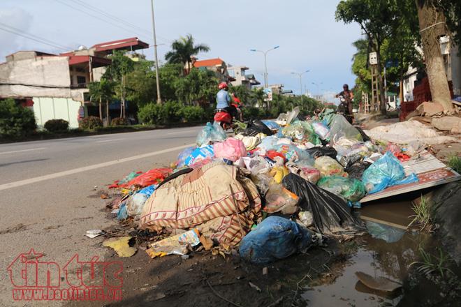 Bịt mũi, nín thở khi vào thị xã Sơn Tây, Hà Nội ảnh 18