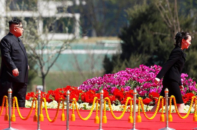 Những hình ảnh hiếm hoi về cô em gái được ông Kim Jong-un tin tưởng trao quyền lực ảnh 5