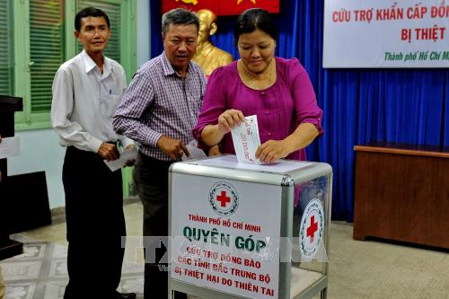 TP. Hồ Chí Minh hỗ trợ đồng bào vùng lũ 5 tỷ đồng ảnh 1