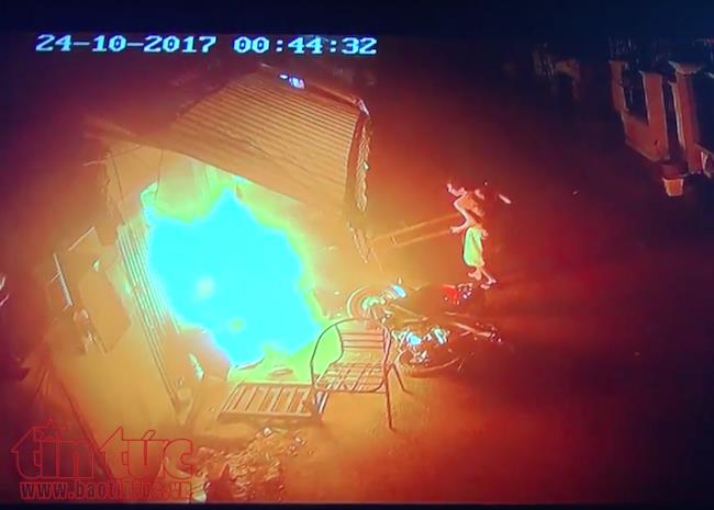 Cháy nhà giữa đêm khuya, 6 người thương vong ảnh 1