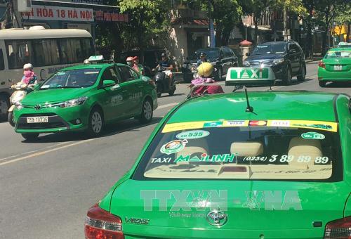 Bắt nóng đối tượng chém lái xe, cướp taxi ảnh 1