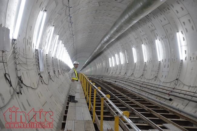 Khám phá đường hầm metro hoàn thành đầu tiên dưới lòng Sài Gòn ảnh 2
