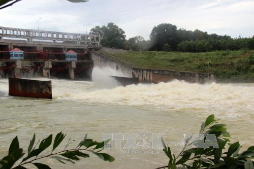 Bảo đảm an toàn công trình thủy lợi trước ảnh hưởng của áp thấp nhiệt đới ảnh 1