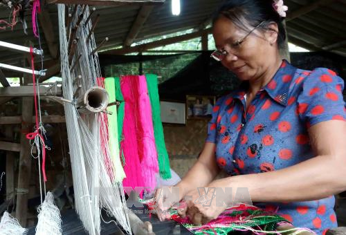 Nguy cơ mai một nghề dệt thổ cẩm truyền thống ở Cao Bằng ảnh 1