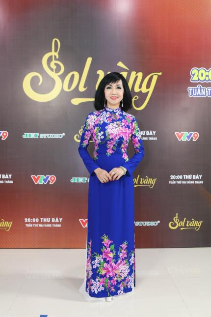 Danh ca Trang Mỹ Dung lần đầu tiết lộ kỷ niệm cùng thầy Lê Dinh ảnh 1