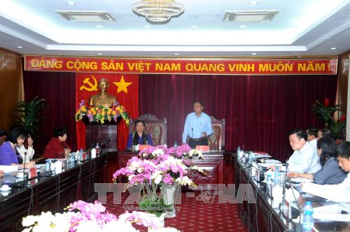 Phó Chủ tịch Thường trực Quốc hội Tòng Thị Phóng thăm và làm việc tại Bắc Kạn ảnh 2