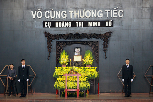 Tổ chức trang trọng lễ tang cụ Hoàng Thị Minh Hồ ảnh 1