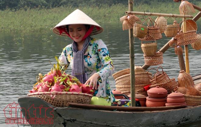 Trải nghiệm Chợ nổi Cái Răng trên hồ Đồng Mô ảnh 5