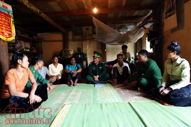 Đồn Biên phòng Pa Thơm: Điểm sáng tuần tra, canh gác đảm bảo an ninh biên giới ảnh 10
