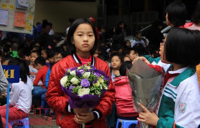 Những hình ảnh ấn tượng về lễ kỷ niệm ngày Nhà giáo Việt Nam 20/11 ảnh 2