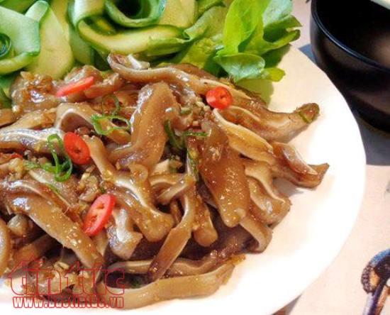 Những món ngon khó cưỡng làm từ tai heo ảnh 4