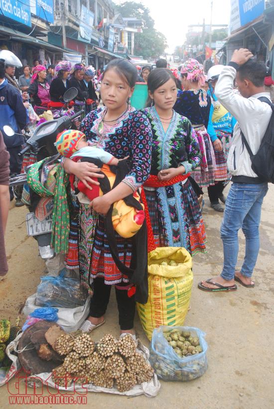 Độc đáo chợ phiên Tam Đường đất ảnh 2