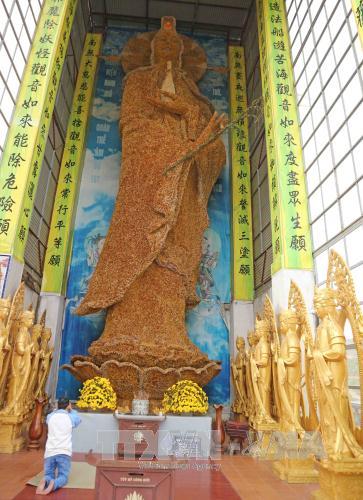 Tượng Phật bằng Hoa bất tử chùa Linh Phước Đà Lạt xác lập kỷ lục thế giới ảnh 1