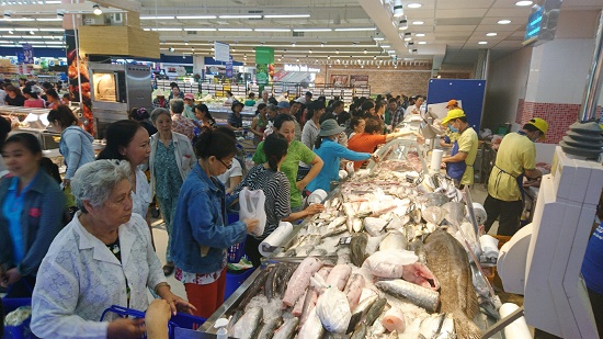 TP Hồ Chí Minh tăng lượng hàng bình ổn, kiểm soát giá cả hàng hóa dịp cuối năm ảnh 1