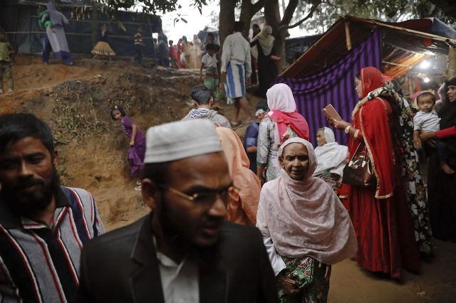 Ngày vui hiếm có trong trại tị nạn của người Rohingya ảnh 6