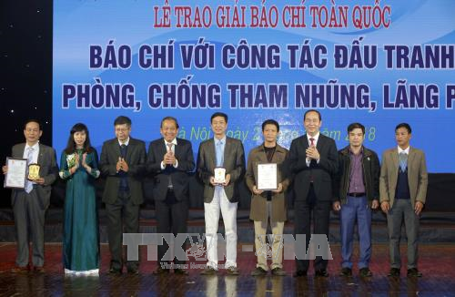 Phát huy hơn nữa vai trò báo chí trong đấu tranh phòng, chống tham nhũng, lãng phí ảnh 2