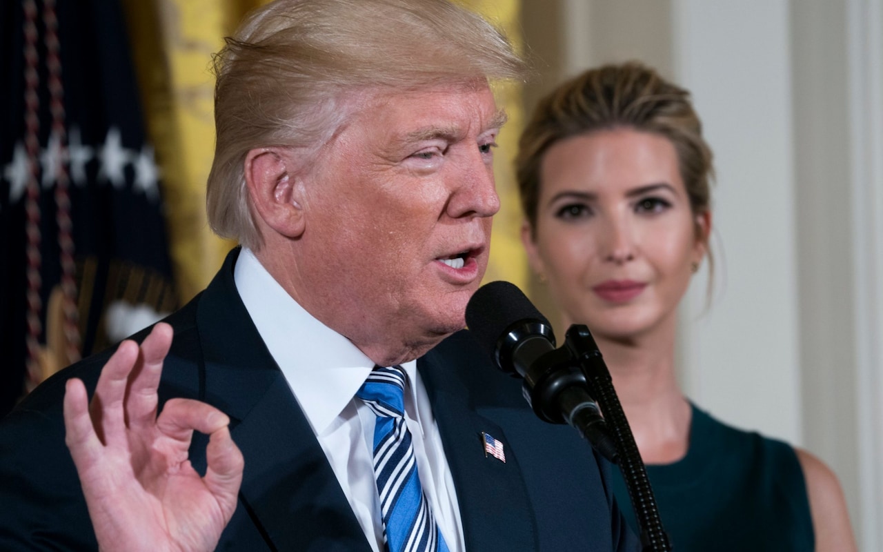 Có gì trong cuốn sách tiết lộ góc khuất Nhà Trắng khiến Tổng thống Trump giận dữ? ảnh 1