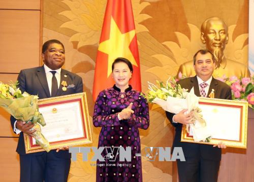 Trao Huân chương Hữu nghị cho lãnh đạo, nguyên lãnh đạo IPU ảnh 1