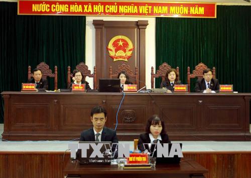 Chùm ảnh: Phiên tòa xét xử vụ án tham ô tài sản xảy ra tại PVP Land chiều 24/1 ảnh 4