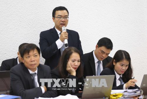 Chùm ảnh: Phiên tòa xét xử vụ án tham ô tài sản tại PVP Land sáng 25/1 ảnh 9