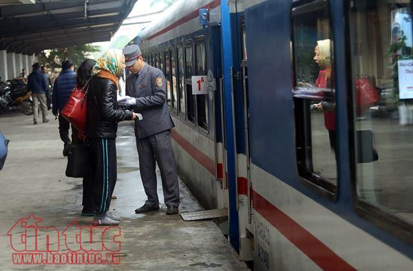 Đường sắt Hà Nội tăng cường nhiều tàu Tết chạy tuyến phía Nam ảnh 1