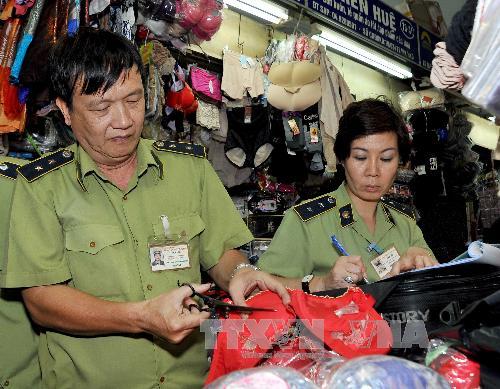 Hàng lậu dồn về chợ Đồng Xuân, Ninh Hiệp rồi tỏa đi miền Trung, miền Nam ảnh 2