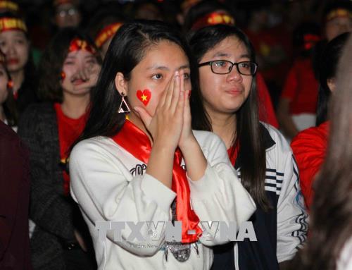 Cổ động viên yêu thương và tự hào về U23 Việt Nam! ảnh 5