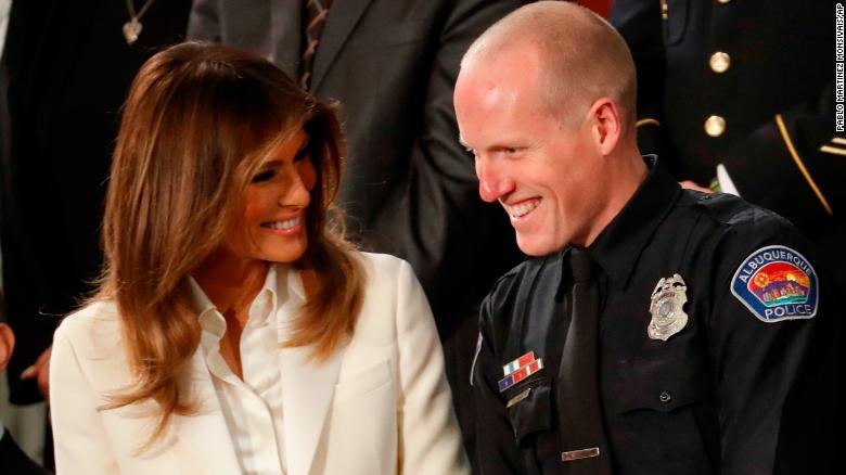 Tại sao Đệ nhất Phu nhân Melania không xuất hiện cùng chồng tại lễ đọc Thông điệp Liên bang? ảnh 1