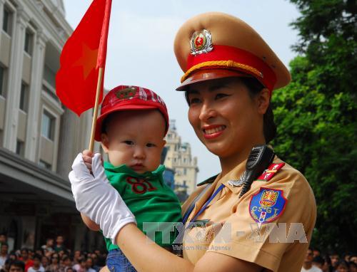 Niềm vui của người dân Việt Nam trong ngày lễ Độc lập. 