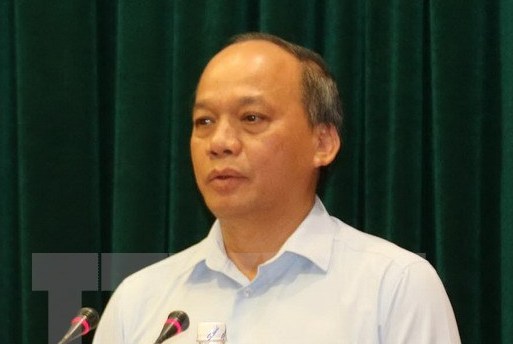 Thứ trưởng Vũ Văn Tám.