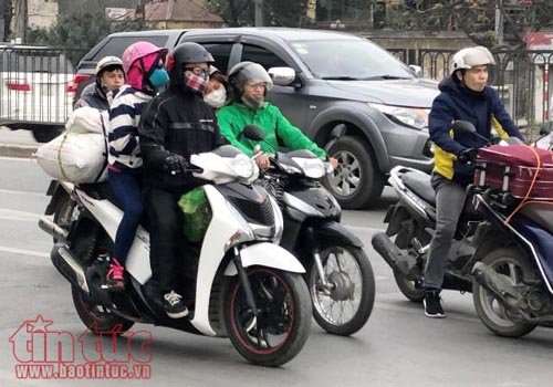 Thời tiết 14/4: Không khí lạnh tràn về, miền Bắc mưa rét trở lại ảnh 1