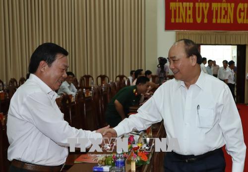 Thủ tướng: Kinh tế Tiền Giang cần phát triển trên 5 trụ cột chính Chú thích ảnh