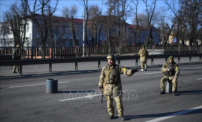  Quốc hội Ukraine thông qua dự luật gia hạn thiết quân luật 