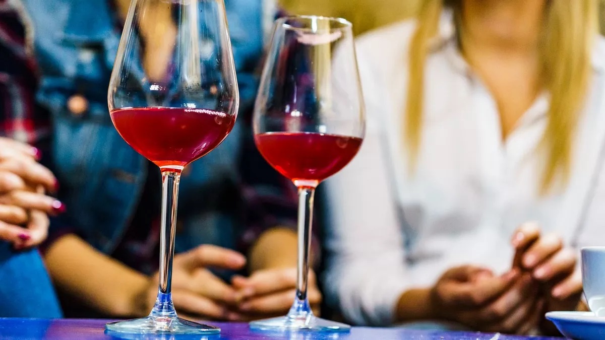  Mối liên quan giữa rượu, bia và bệnh ung thư vú 