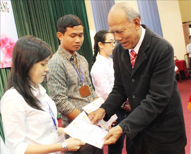  Nhà giáo Nhân dân Lâm Es - Người nặng tình với con chữ của đồng bào Khmer Nam Bộ 