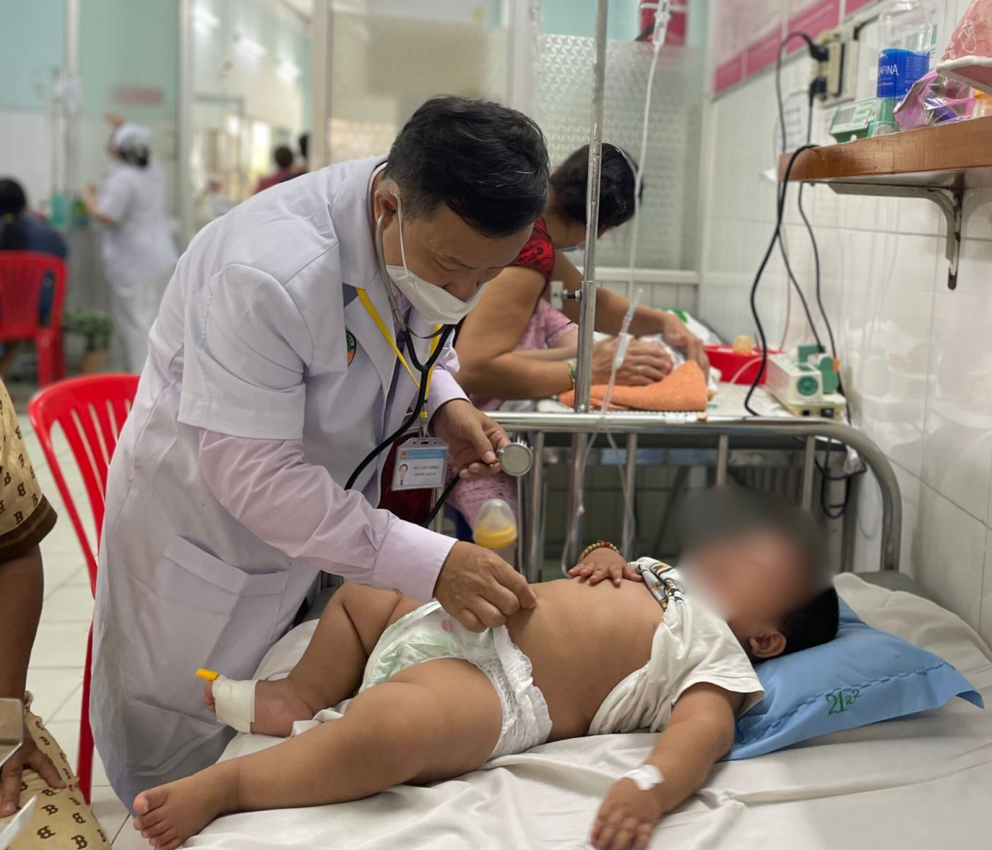  Bác sĩ ‘điểm danh’ những bệnh lý nguy hiểm ở trẻ trong mùa nắng nóng 