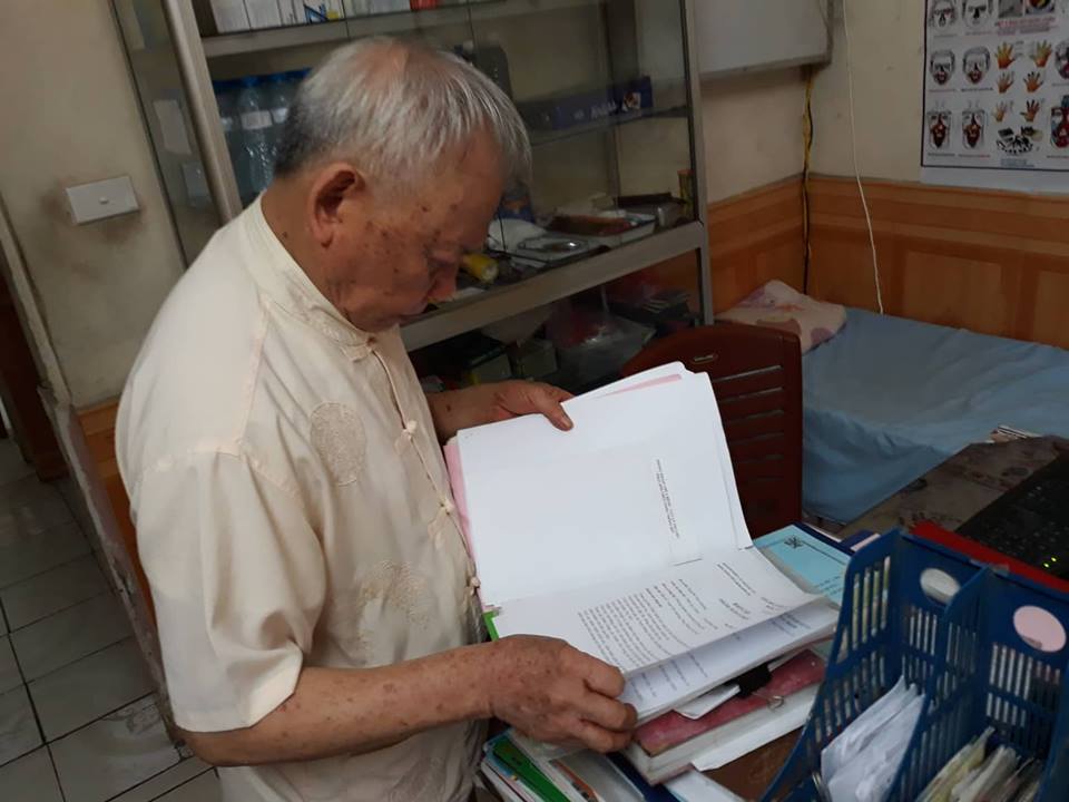 Người thầy thuốc già với trái tim nhân hậu ảnh 4