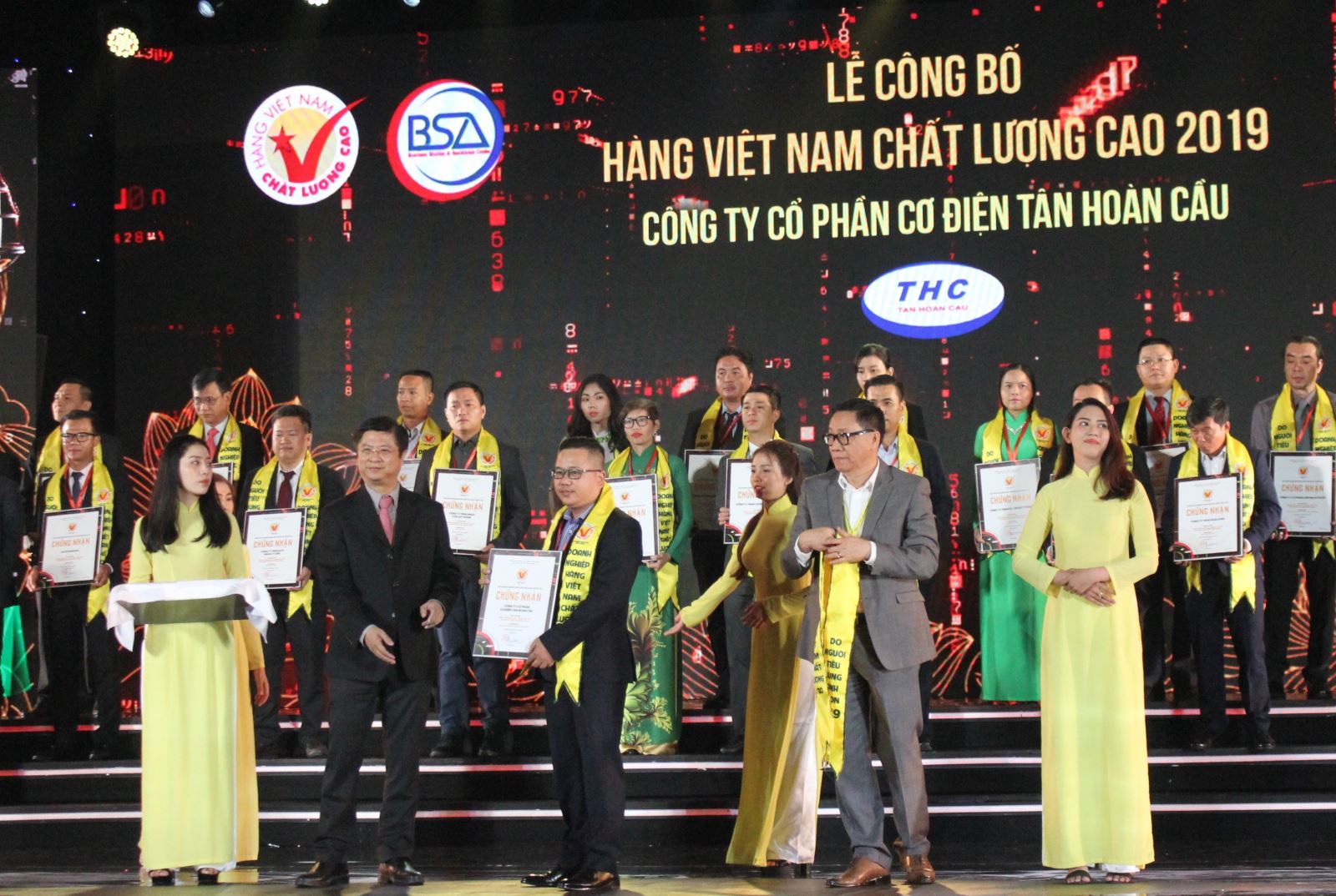 Điện Quang hành trình 23 năm được NTD bình chọn là thương hiệu yêu thích