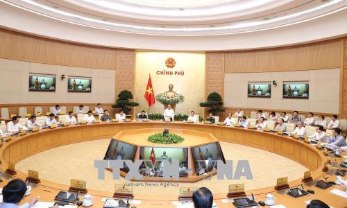Thủ tướng Nguyễn Xuân Phúc chủ trì họp Chính phủ chuyên đề xây dựng thể chế Chú thích ảnh