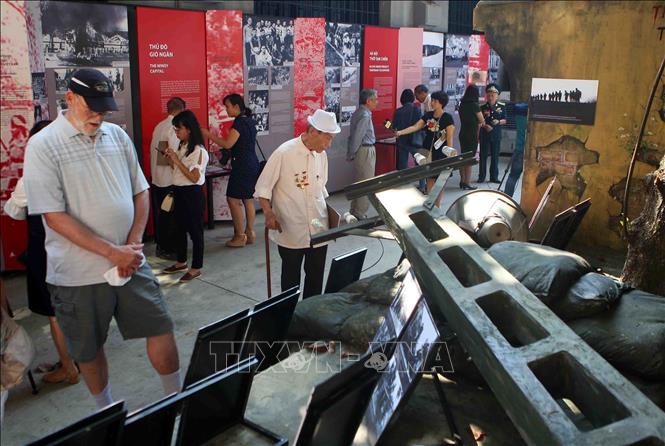 Sống lại không khí hào hùng ngày tiếp quản Thủ đô năm 1954