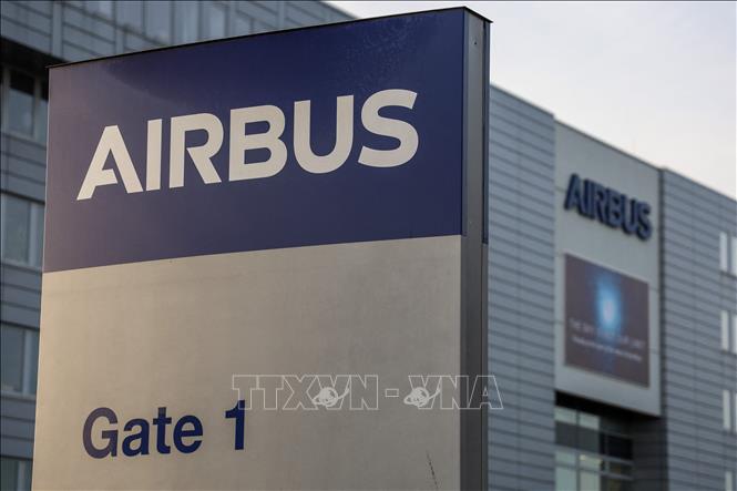  Canada cho phép Airbus sử dụng titan của Nga  