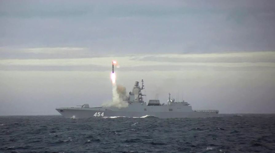 Lần đầu sau 30 năm, Nga đồng loạt phóng tên lửa ở 4 môi trường