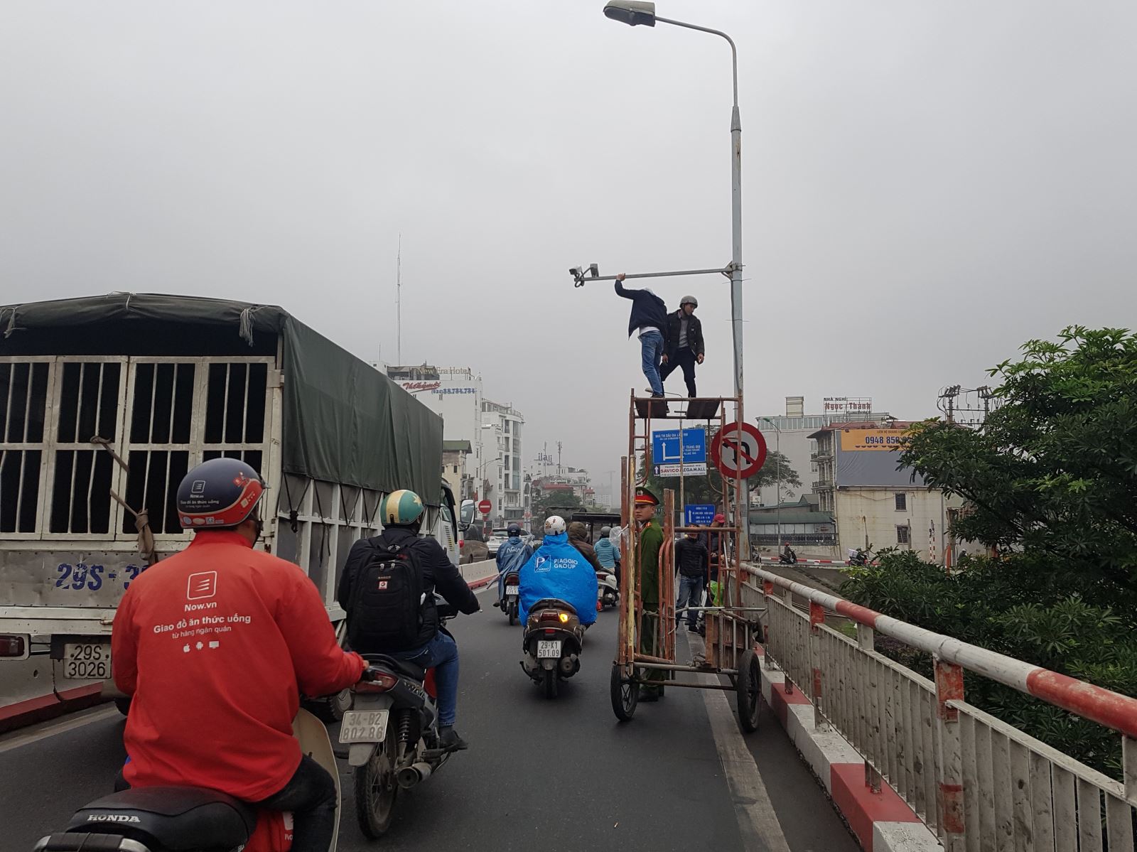 Chú thích ảnh