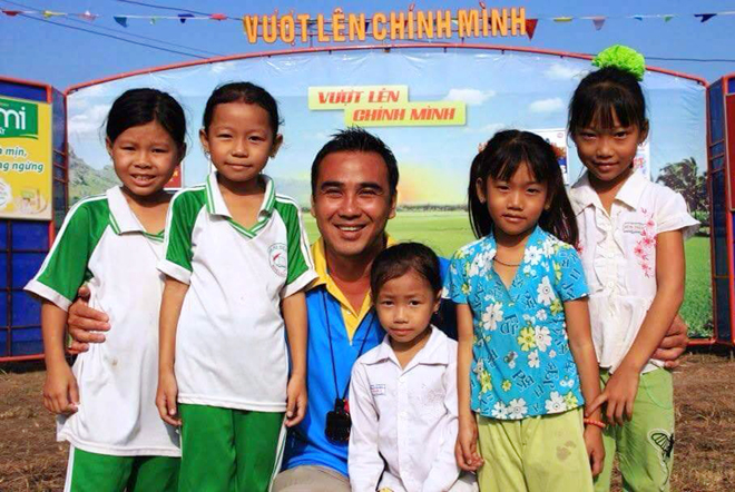 MC Quyền Linh trong chương trình 'Vượt lên chính mình'. Ảnh tác giả cung cấp.