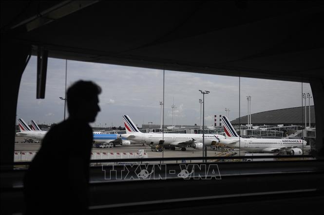  Hàng nghìn chuyến bay tại Pháp bị hủy do đình công 