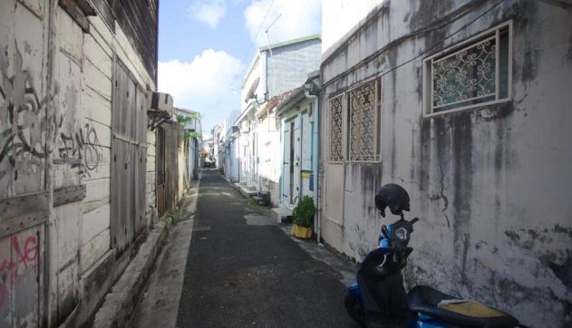  Pháp: Áp đặt lệnh giới nghiêm với trẻ vị thành niên tại thành phố Guadeloupe 